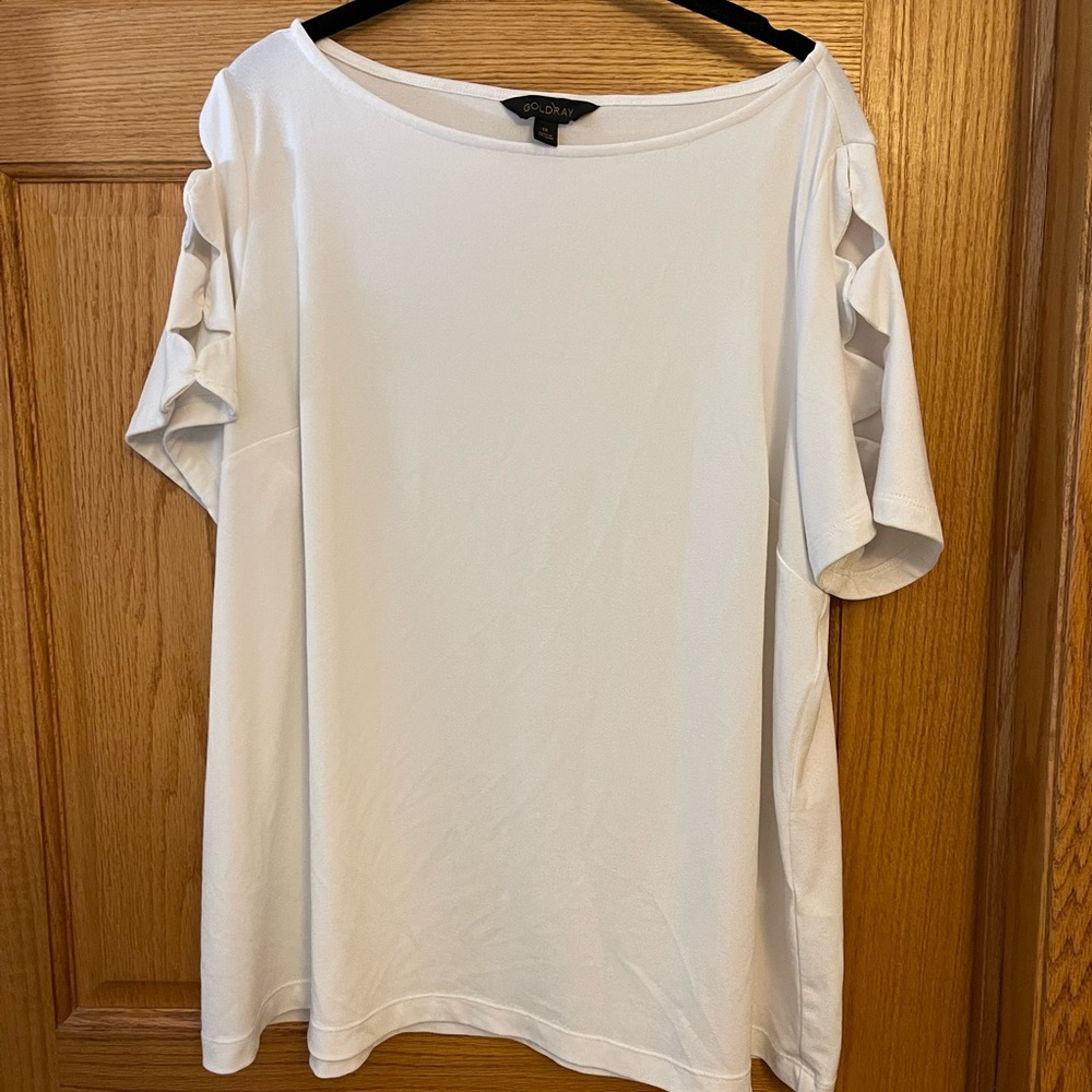 White shoulder cutout detail top - size 1X